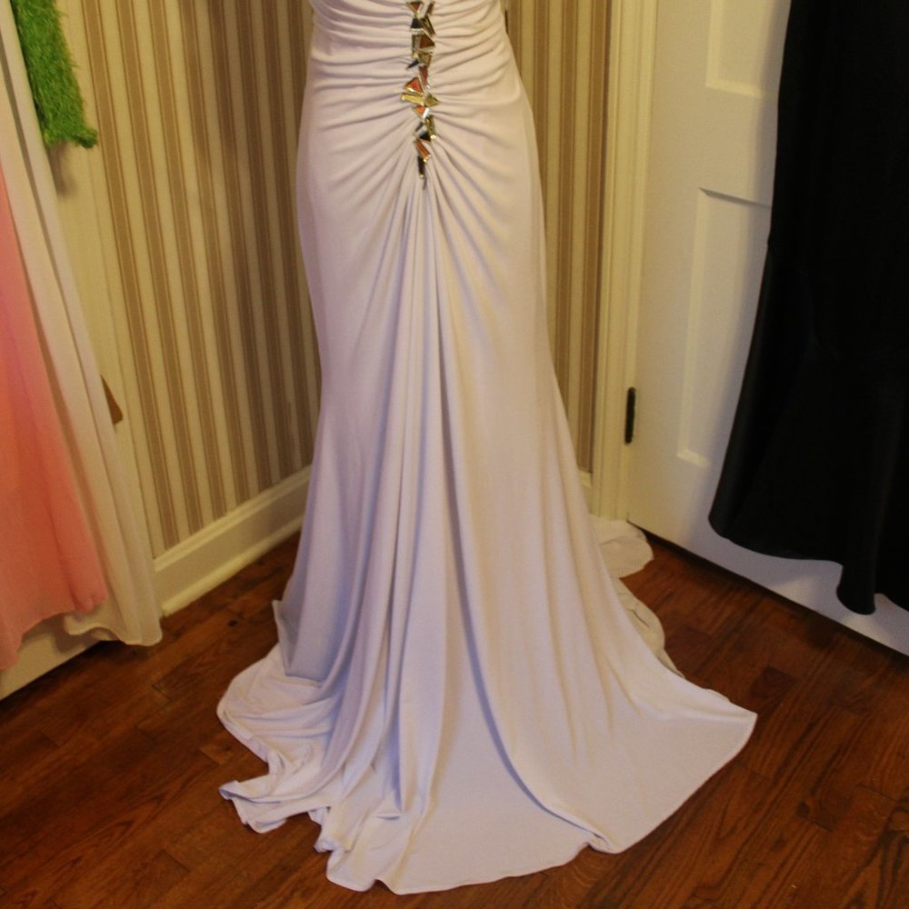 NWT Stunning Alyce Paris White Prom Dress with Gold Accent - Picture 2 of 9